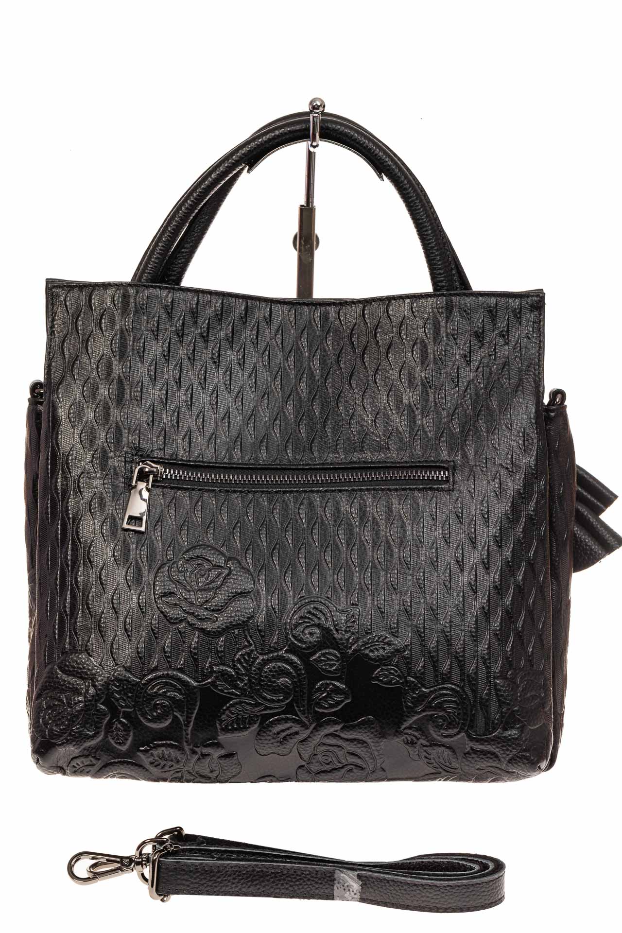 На фото 2 - Женская сумка из натуральной кожи с тиснением, цвет черный