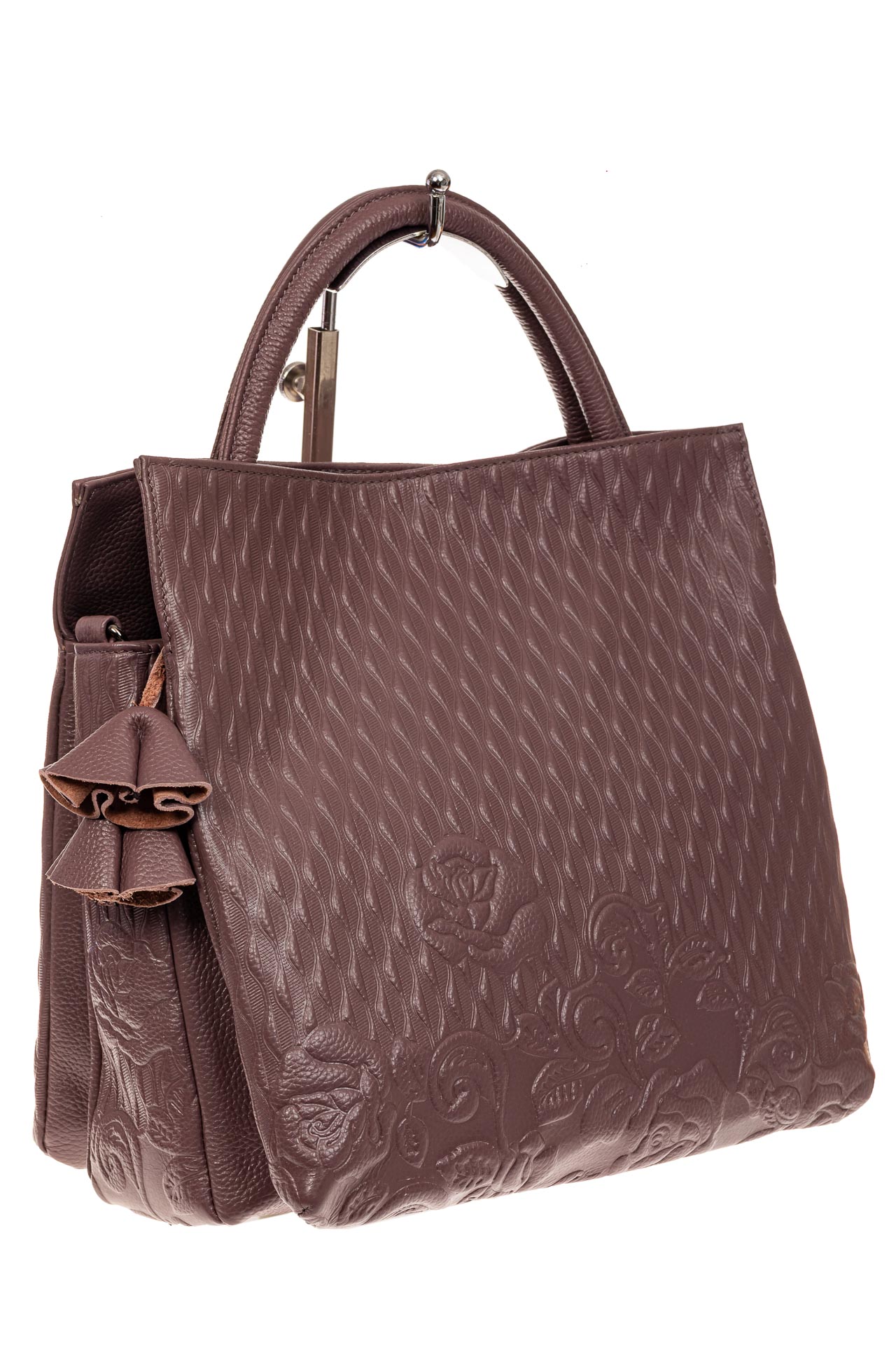 На фото 1 - Женская сумка из натуральной кожи с тиснением, цвет сирень
