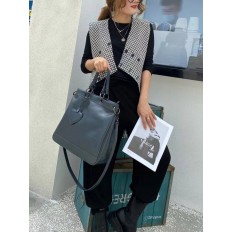 На фото 3 - Женская сумка тоут из натуральной кожи, цвет серый