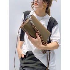 На фото 1 -  Женская сумка кросс-боди из натуральной кожи, цвет коричневый