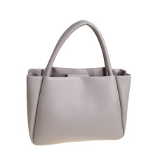 На фото 1 - Женская сумка из искусственной кожи, цвет серо-белый На фото 1 - Женская сумка из искусственной кожи, цвет серо-белый