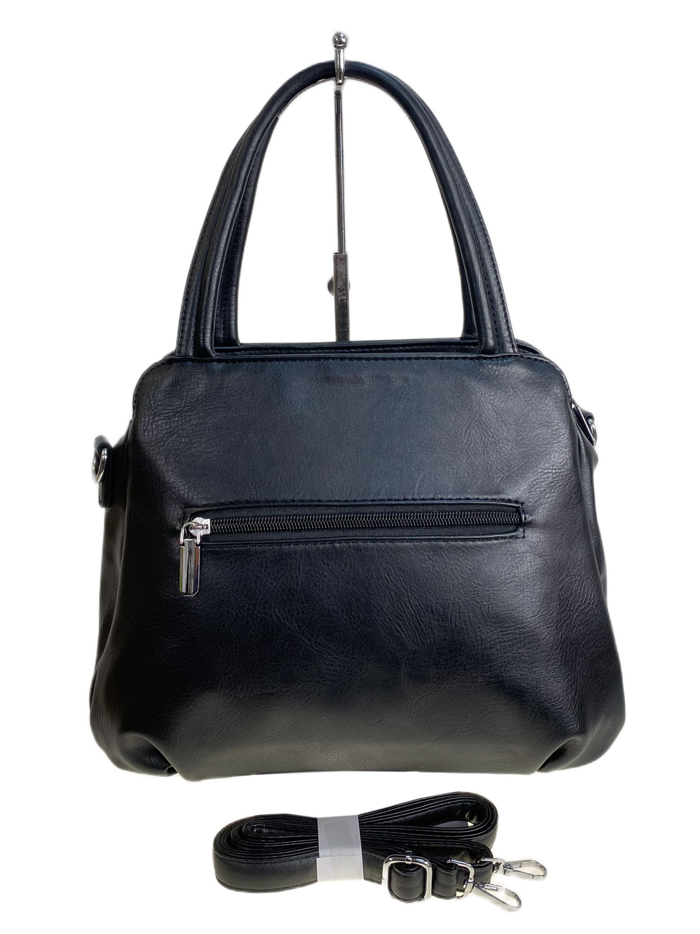 На фото 2 - Женская сумка из искусственной кожи, цвет черный