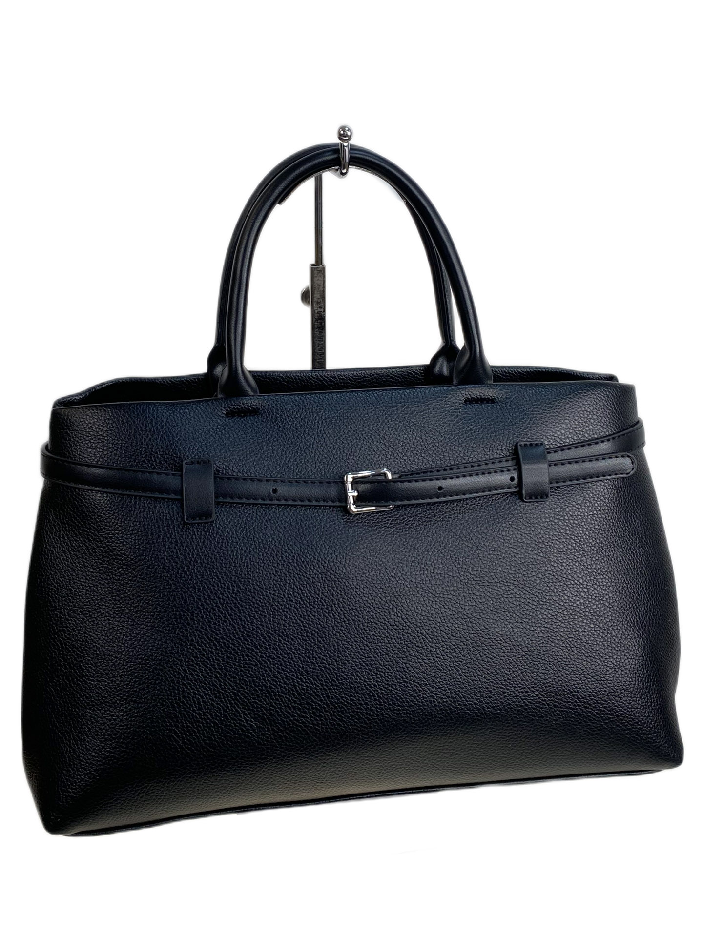 На фото 1 - Женская сумка из искусственной кожи, цвет черный