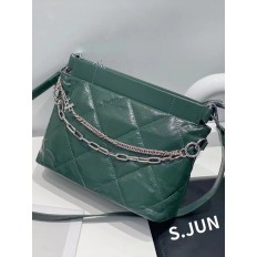 На фото 3 - Женская сумка кросс-боди из натуральной кожи, цвет  зеленый