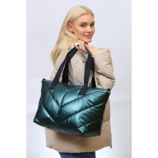 На фото 1 - Cтильная женская сумка-шоппер из водооталкивающей ткани, цвет зеленый