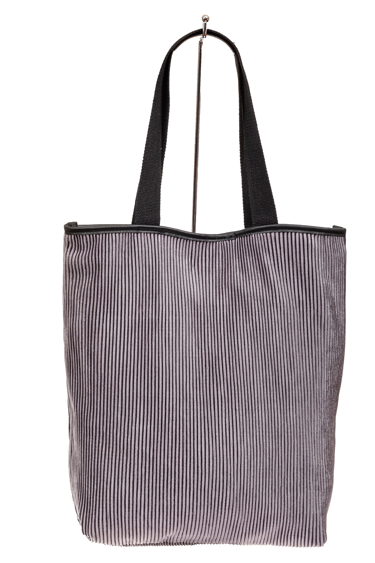 На фото 3 - Сумка-мешок женская из текстиля, цвет серый
