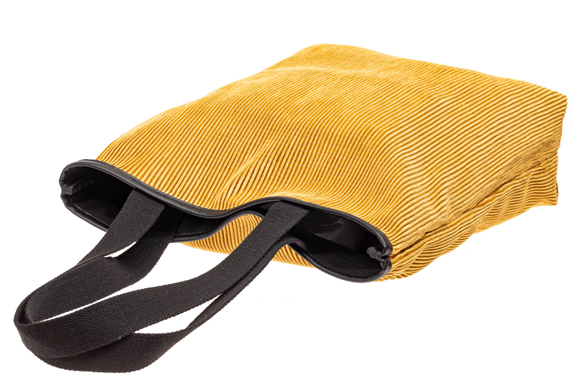 На фото 4 - Сумка-мешок женская из ткани, цвет золото