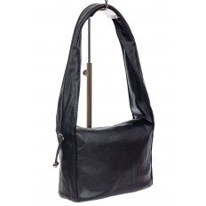 На фото 3 - Женская сумка из мягкой искусственной кожи с широкой ручкой, цвет чёрный