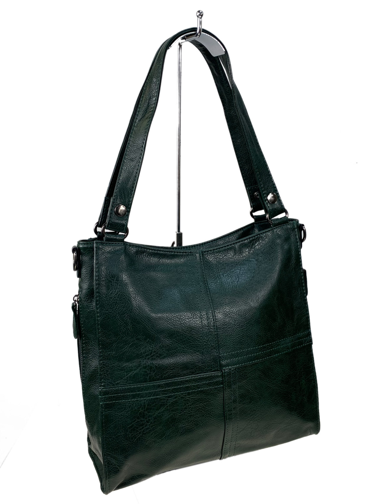 На фото 1 - Женская сумка  из искусственной кожи цвет зеленый