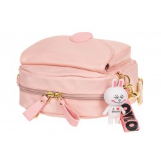 На фото 4 - Небольшая женская сумка из текстиля с акцентным брелком, цвет розовый