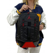 На фото 1 - Молодежный рюкзак из текстиля, цвет черный с красным