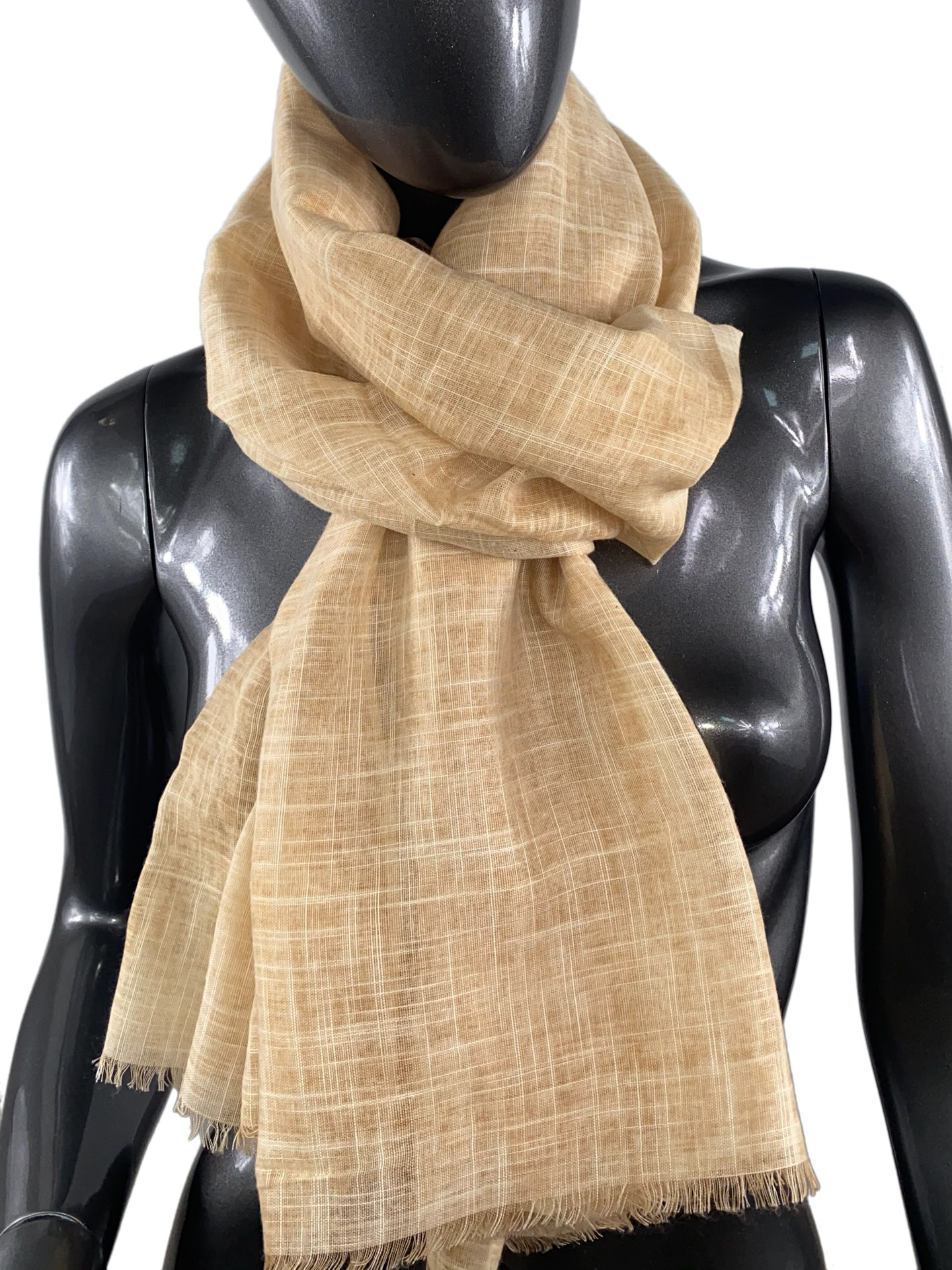 На фото 1 - Лёгкий шейный платок из хлопка и бамбука, цвет песочный