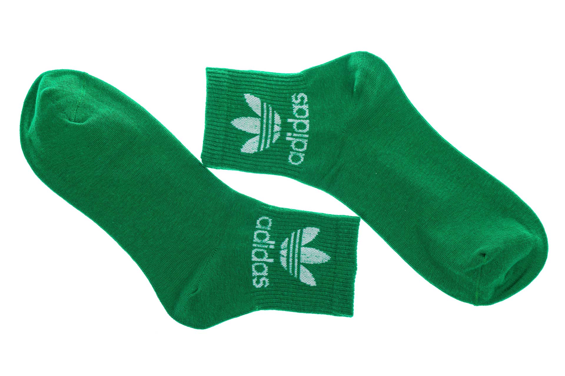 На фото 1 - Спортивные носки с принтом, цвет зелёный