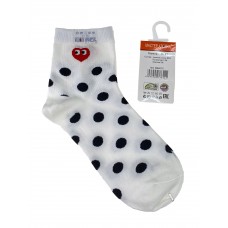 На фото 1 - Хлопковые женские носки с принтом, цвет белый