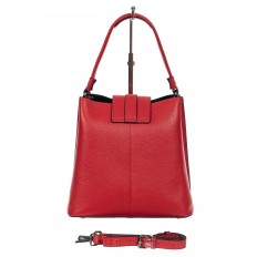 На фото 3 - Женская сумка-пакет из фактурной натуральной кожи, цвет красный