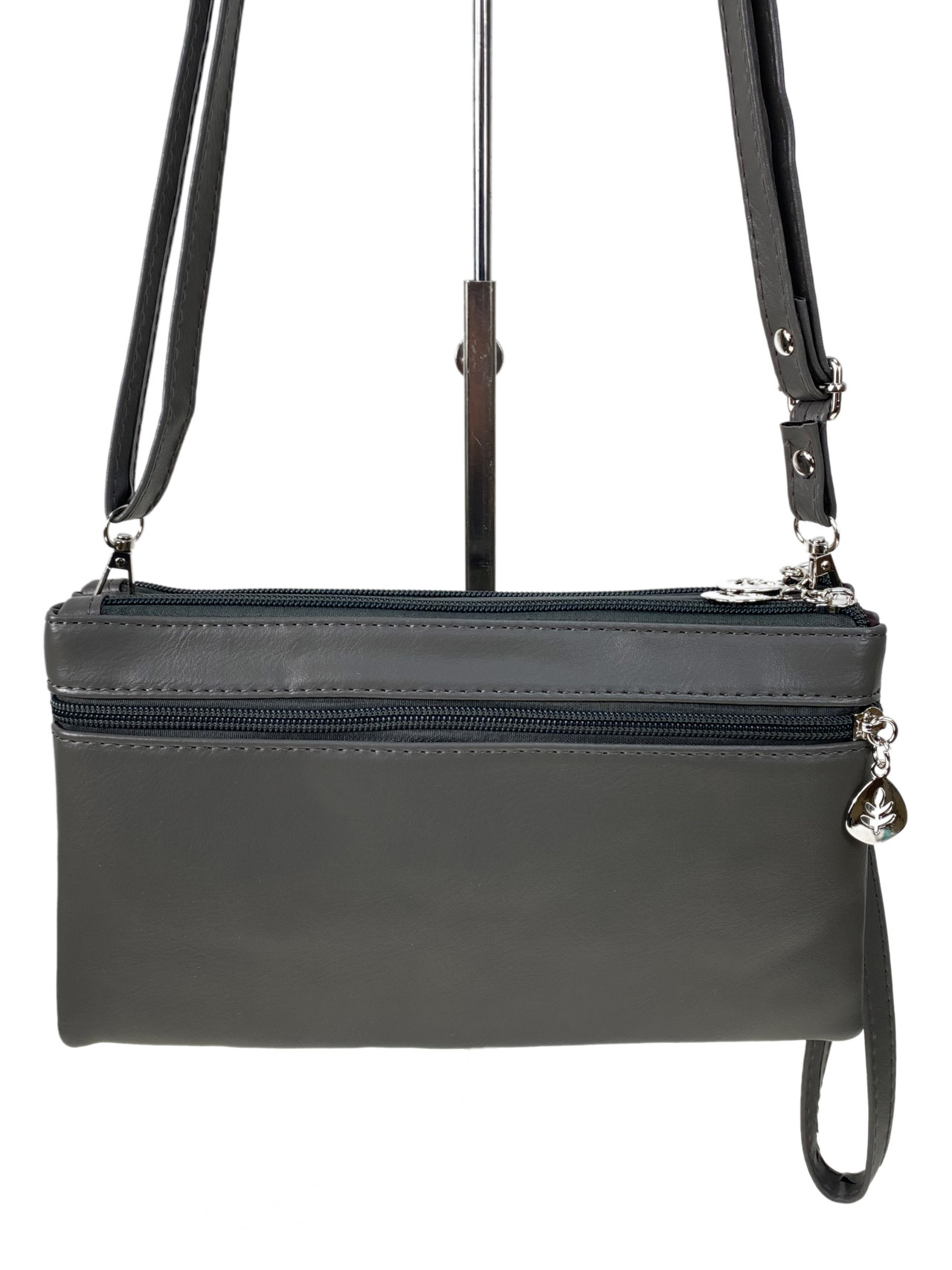 На фото 3 - Женская сумка клатч из искусственной кожи, цвет серый