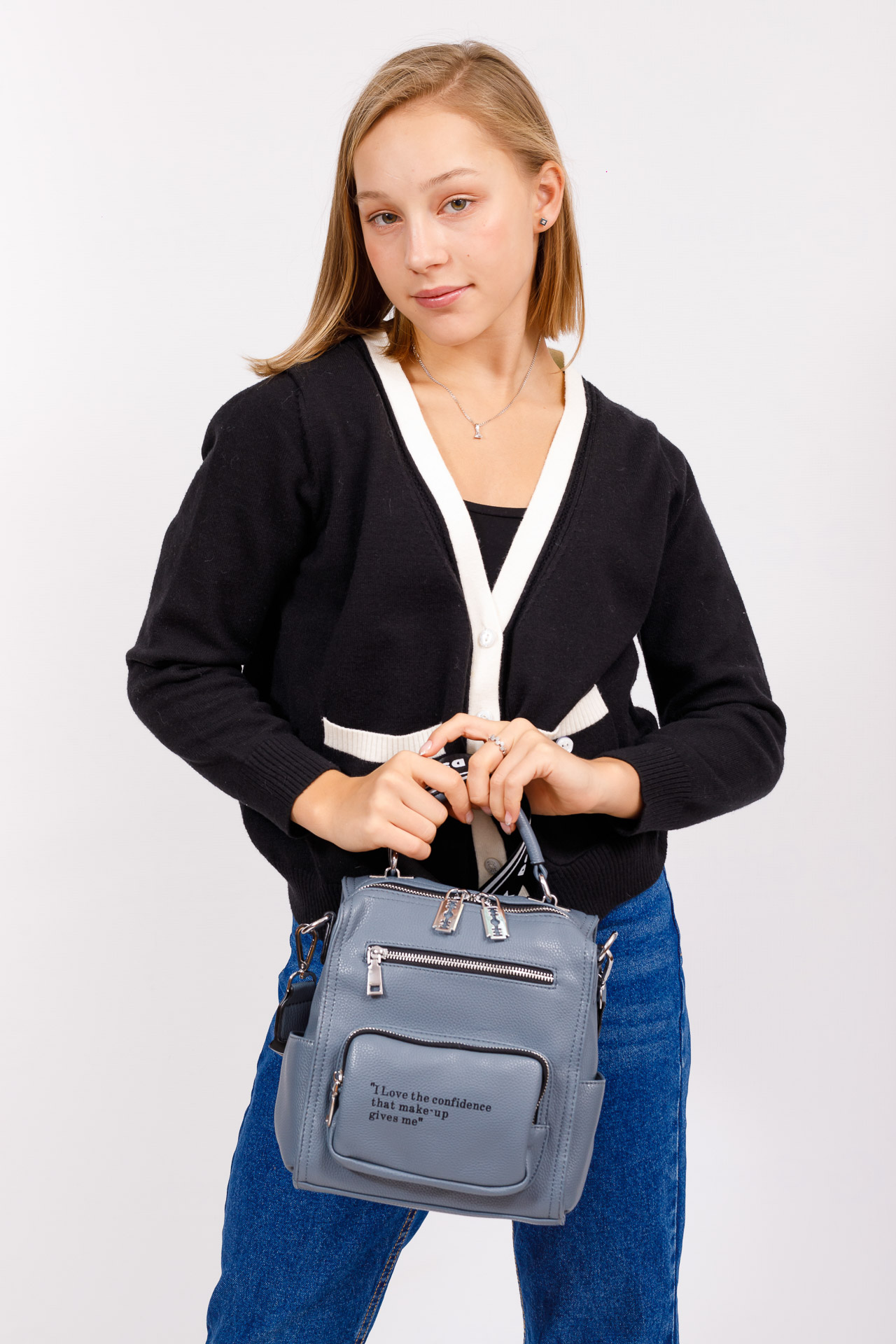 На фото 5 - Сумка женская рюкзак из искусственной кожи, цвет голубой