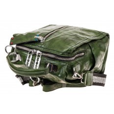 На фото 4 - Сумка женская рюкзак из искусственной кожи, цвет зеленый
