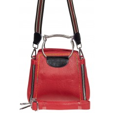 На фото 3 - Маленькая женская сумка из искусственной кожи, цвет красный