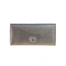 На фото 1 - Женское портмоне из искусственной кожи, цвет серебро