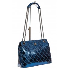 На фото 1 - Стёганая лаковая сумка из натуральной кожи, цвет синий металлик