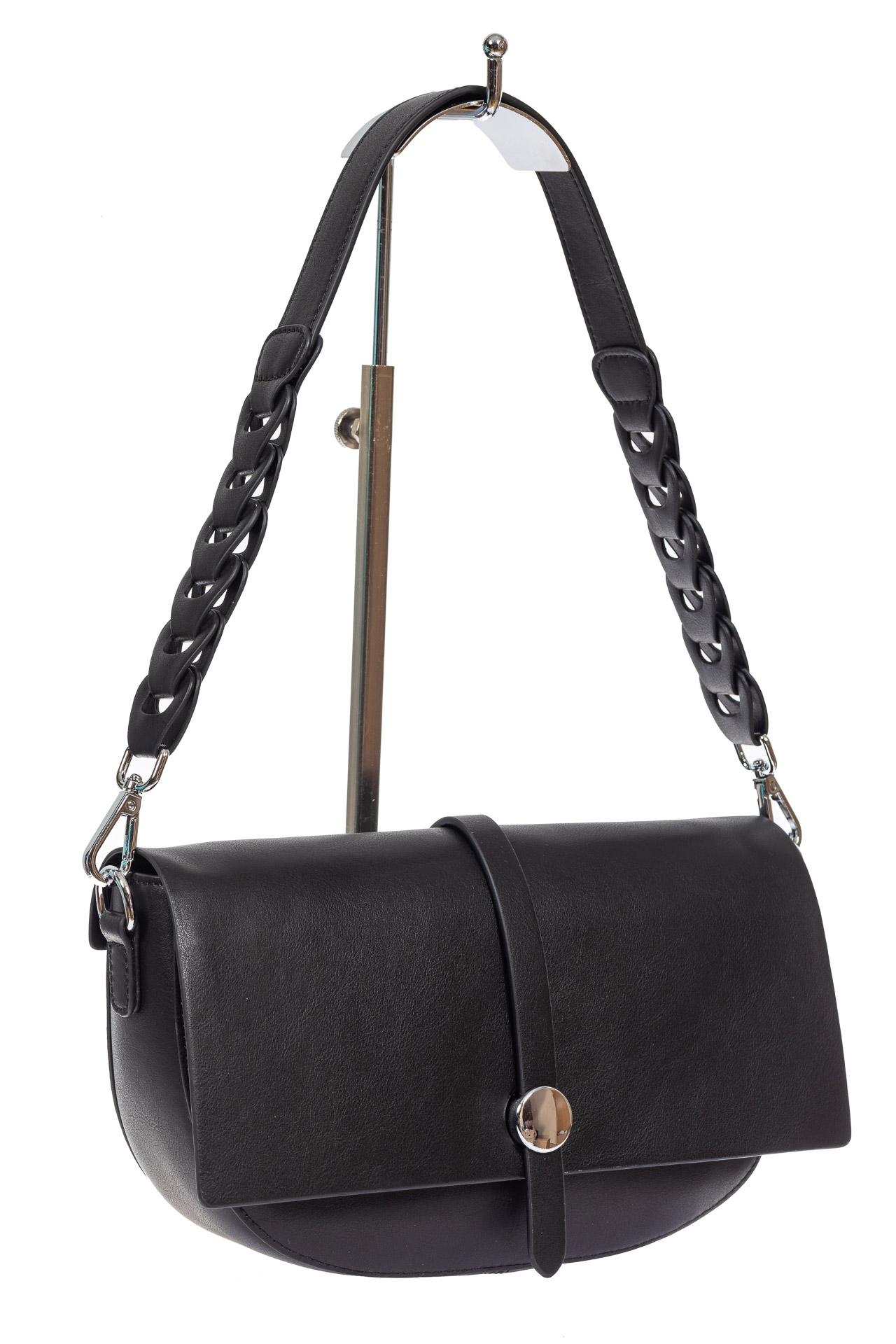 На фото 1 - Кожаная сумка-седло с плетёной ручкой, цвет чёрный