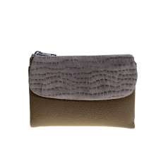 На фото 1 - Женский кошелёк  из натуральной кожи, цвет хаки