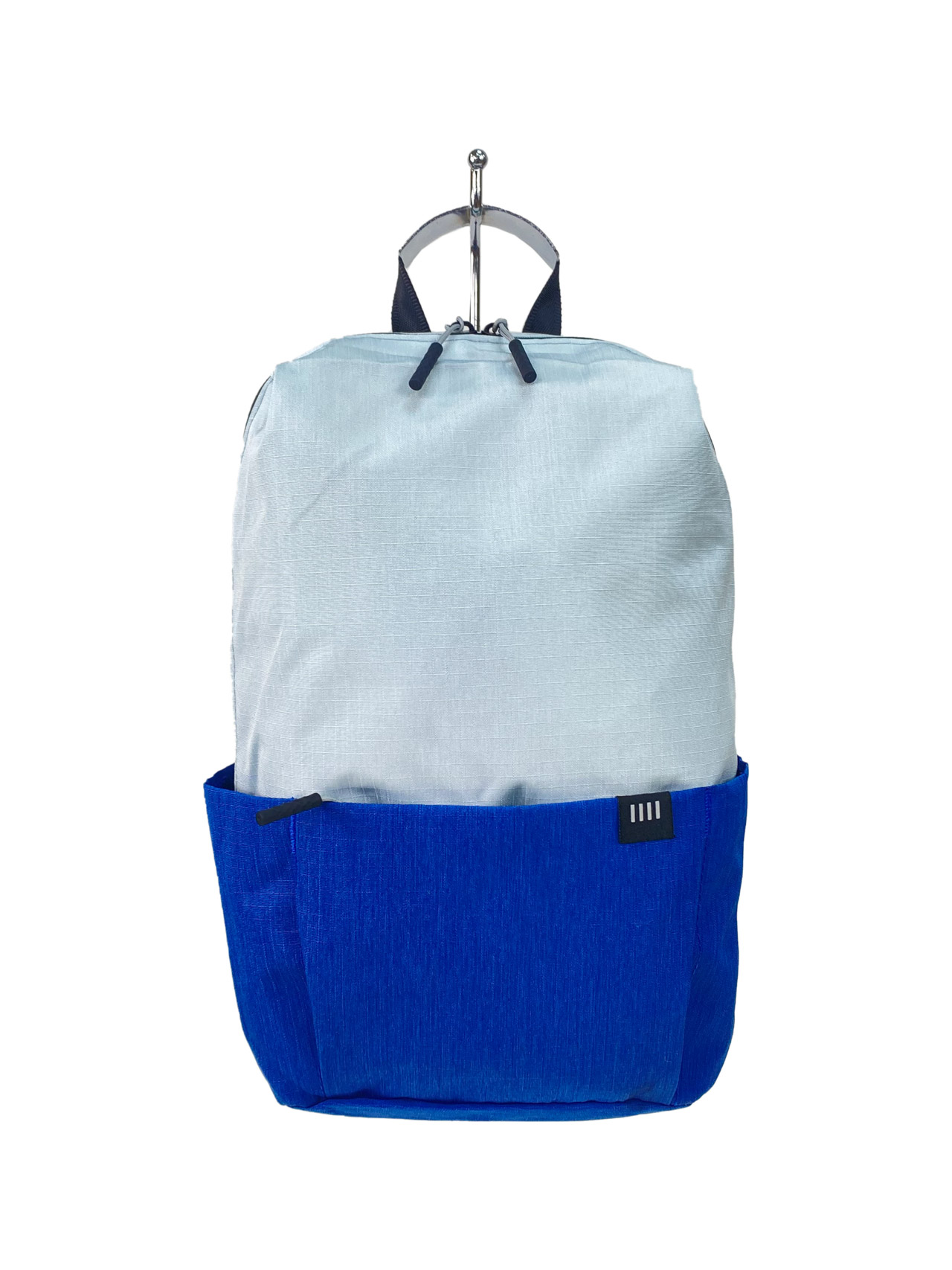 На фото 3 - Молодежный рюкзак из текстиля, цвет сине-голубой 