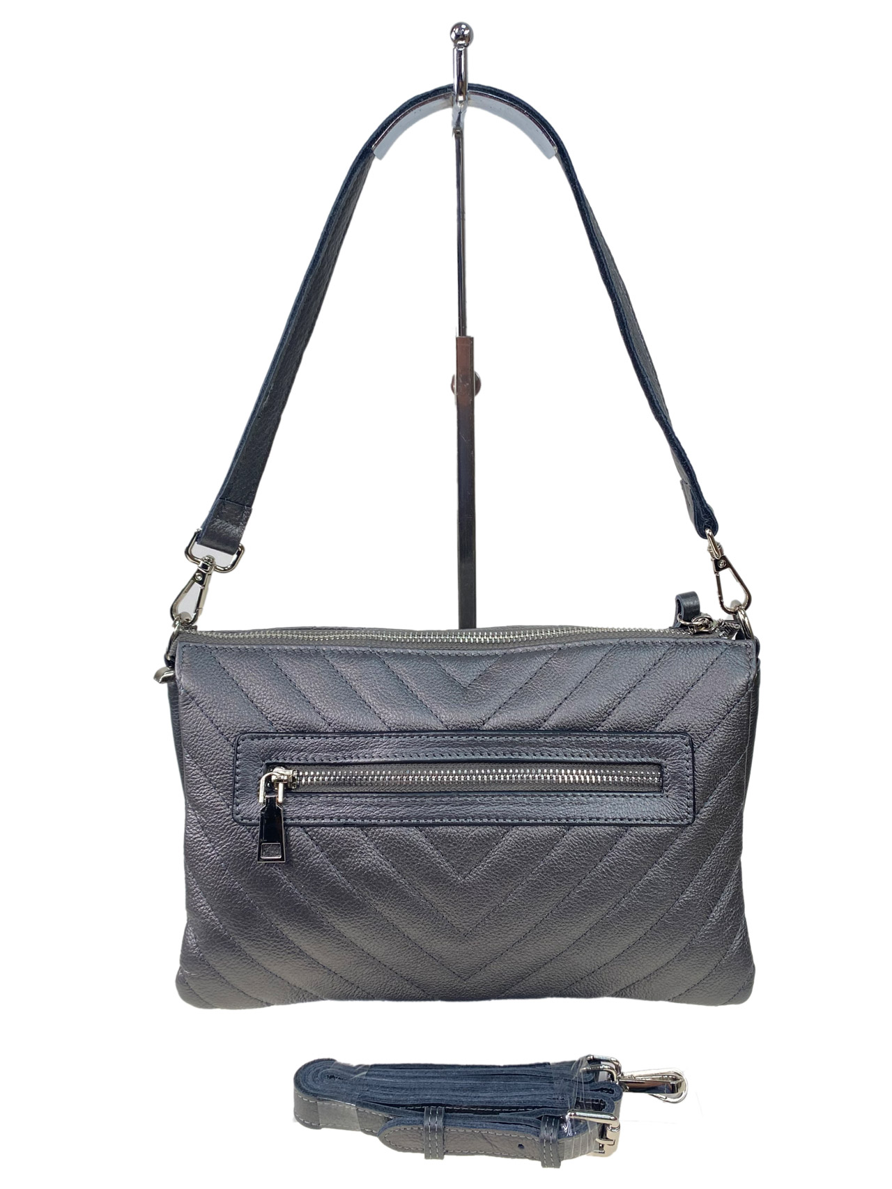 На фото 2 - Женская сумка клатч из натуральной кожи , цвет графит