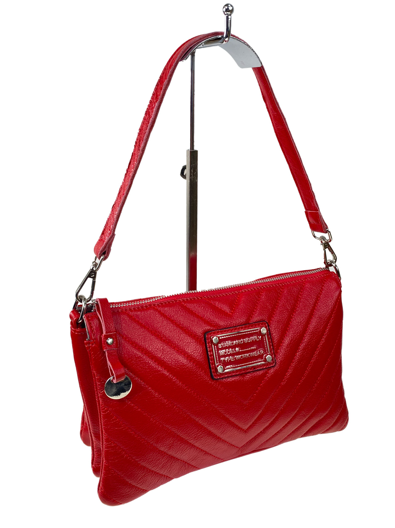 На фото 3 - Женская сумка клатч из натуральной кожи , цвет красный