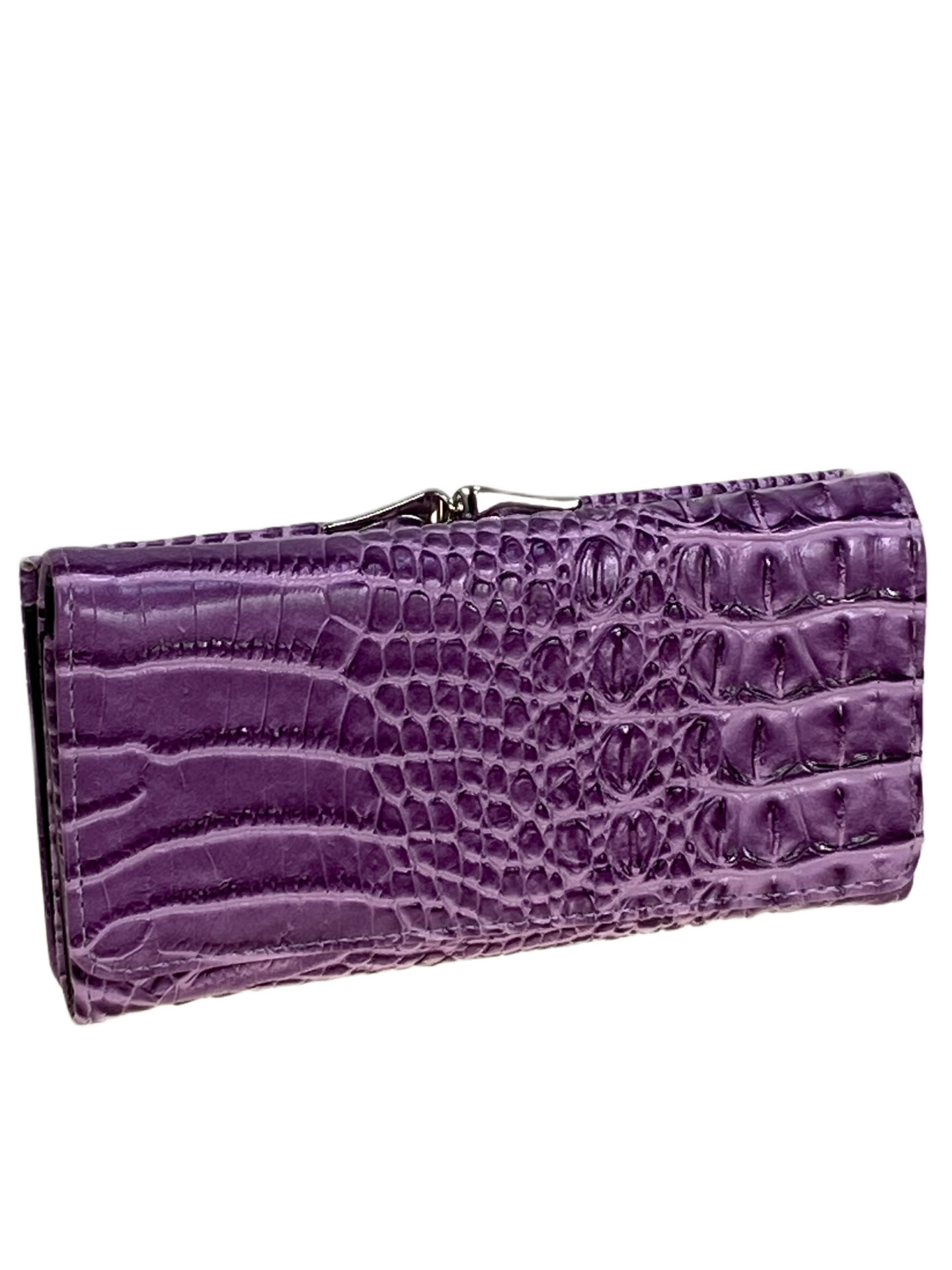 На фото 1 -  Женское портмоне из искусственной кожи, цвет фиолетовый
