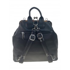 На фото 2 - Женская сумка-рюкзак с фермуаром   из искусственной кожи, цвет черный
